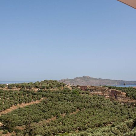 Hillside Seaview Apartment Stalos Luaran gambar
