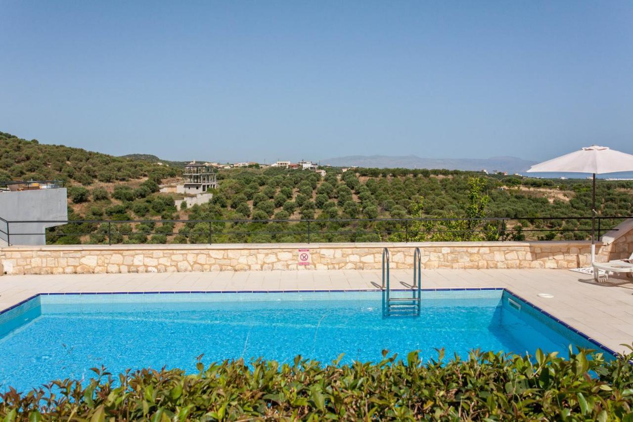Hillside Seaview Apartment Stalos Luaran gambar