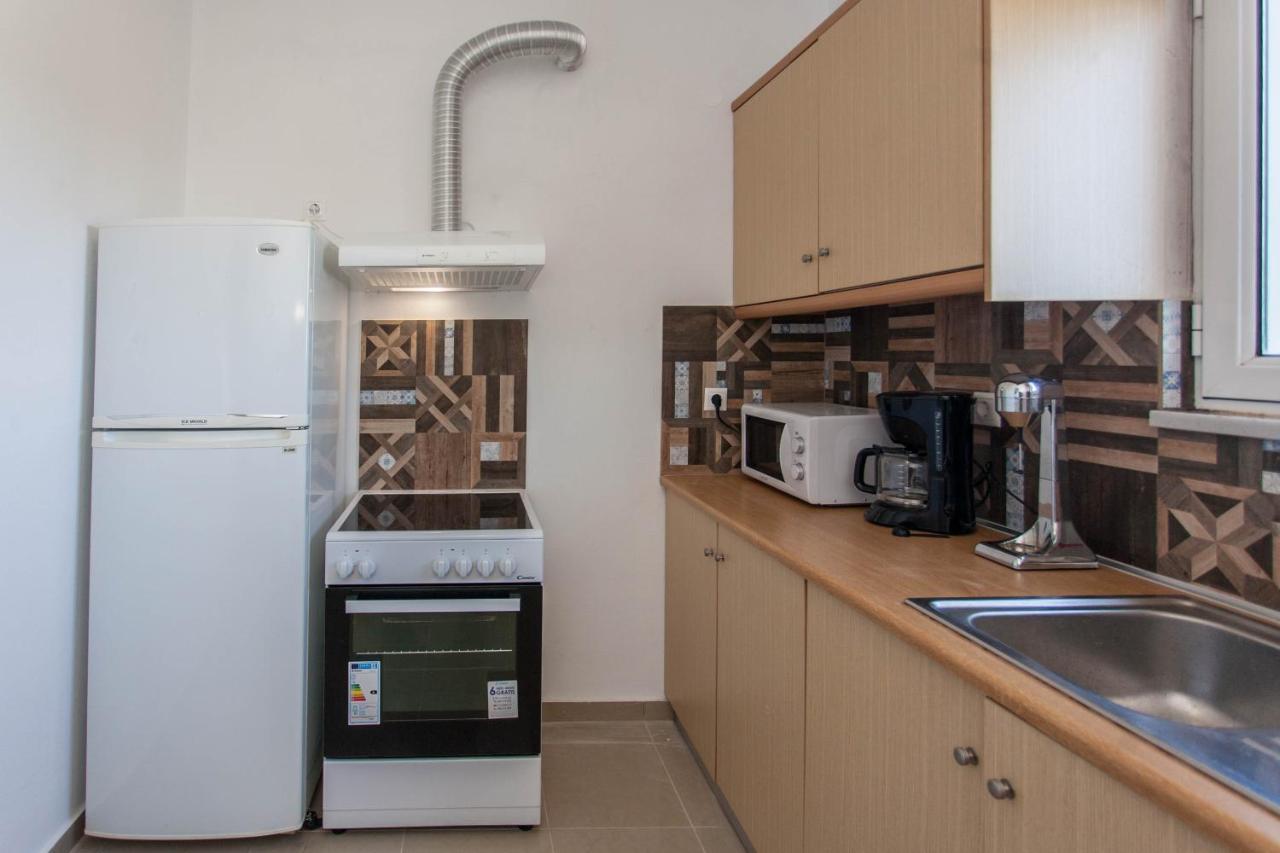 Hillside Seaview Apartment Stalos Luaran gambar