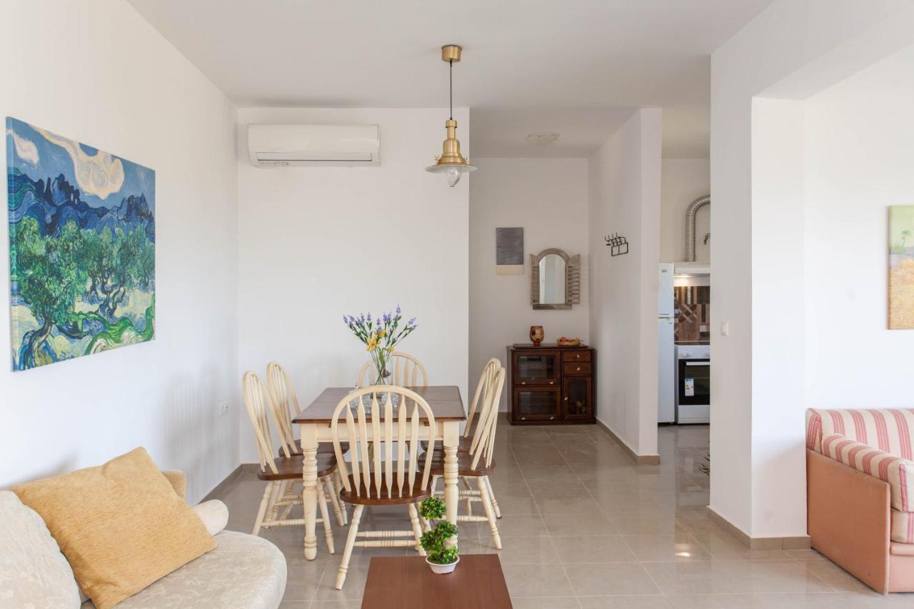 Hillside Seaview Apartment Stalos Luaran gambar