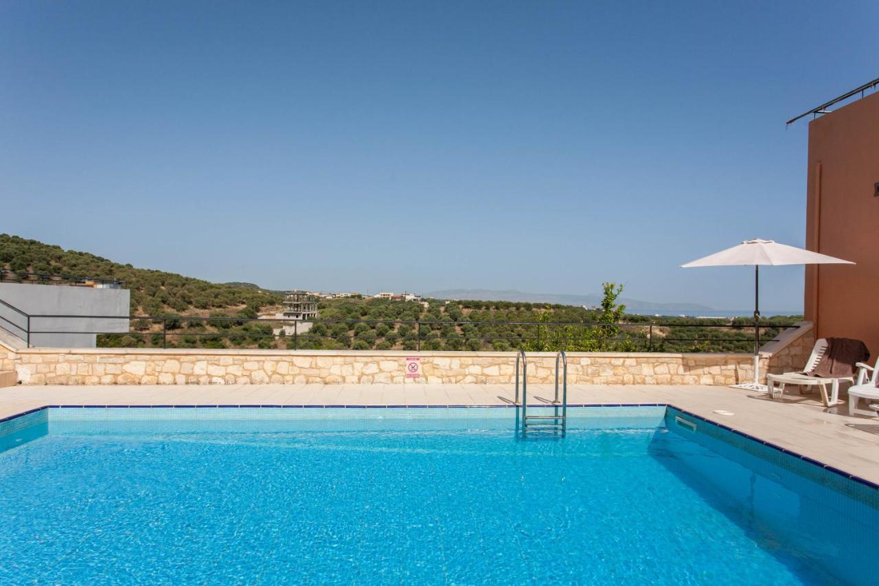 Hillside Seaview Apartment Stalos Luaran gambar